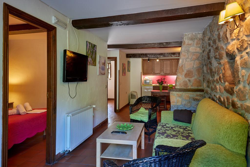 Casas Rurales La Tahona De Besnes Casa de hóspedes Alles Exterior foto